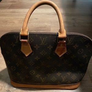 Authentic Louis Vuitton Alma bag